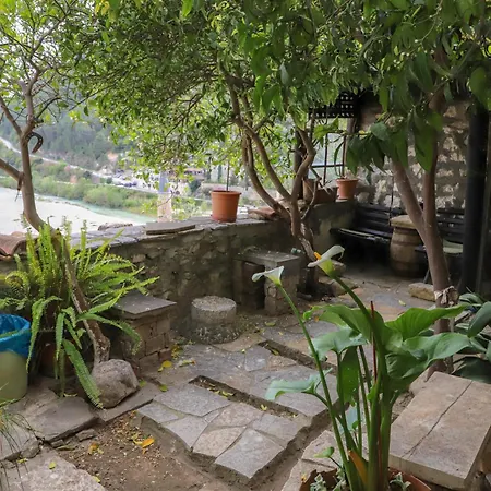 Nasho Vruho Hotel Berat