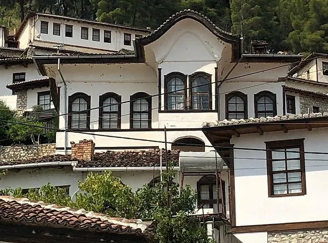 Nasho Vruho Hotel