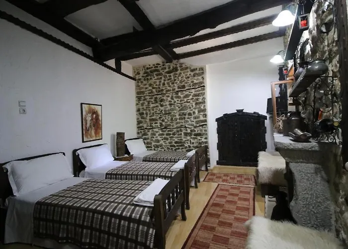 Nasho Vruho Hotel *