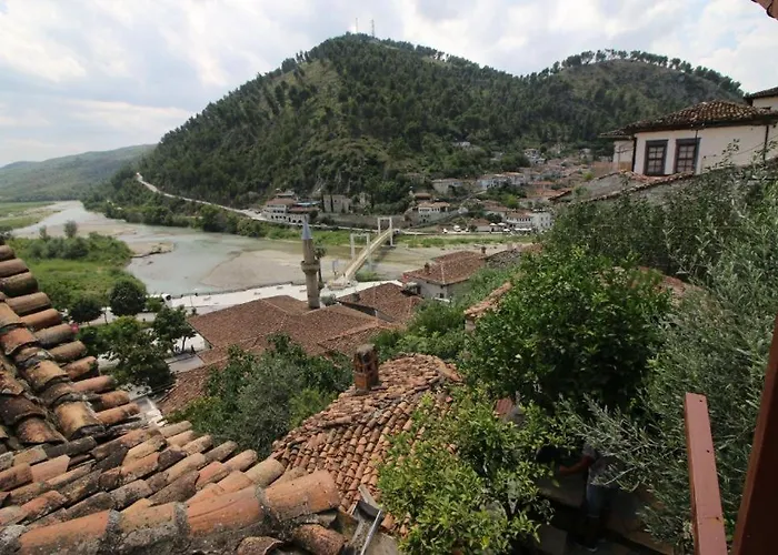 Nasho Vruho Hotel