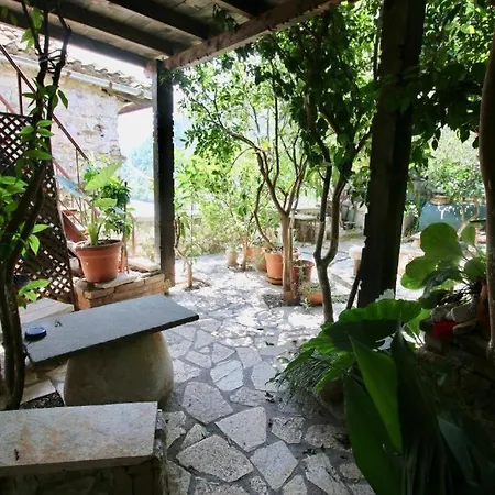 Hotel Nasho Vruho