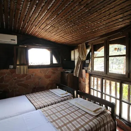 Hotel Nasho Vruho *