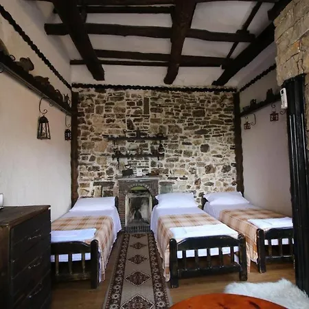 Nasho Vruho Hotel *